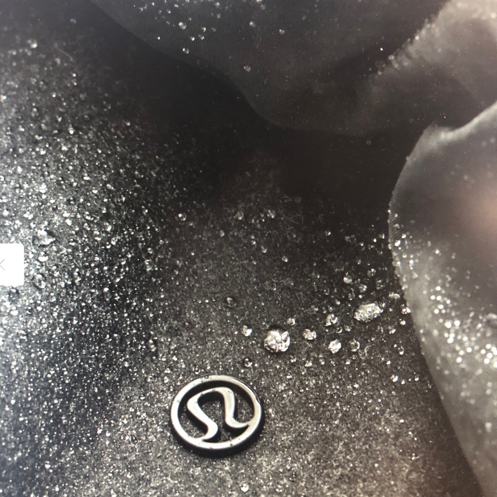 Lululemon reversible jacket - Picture 4 of 11